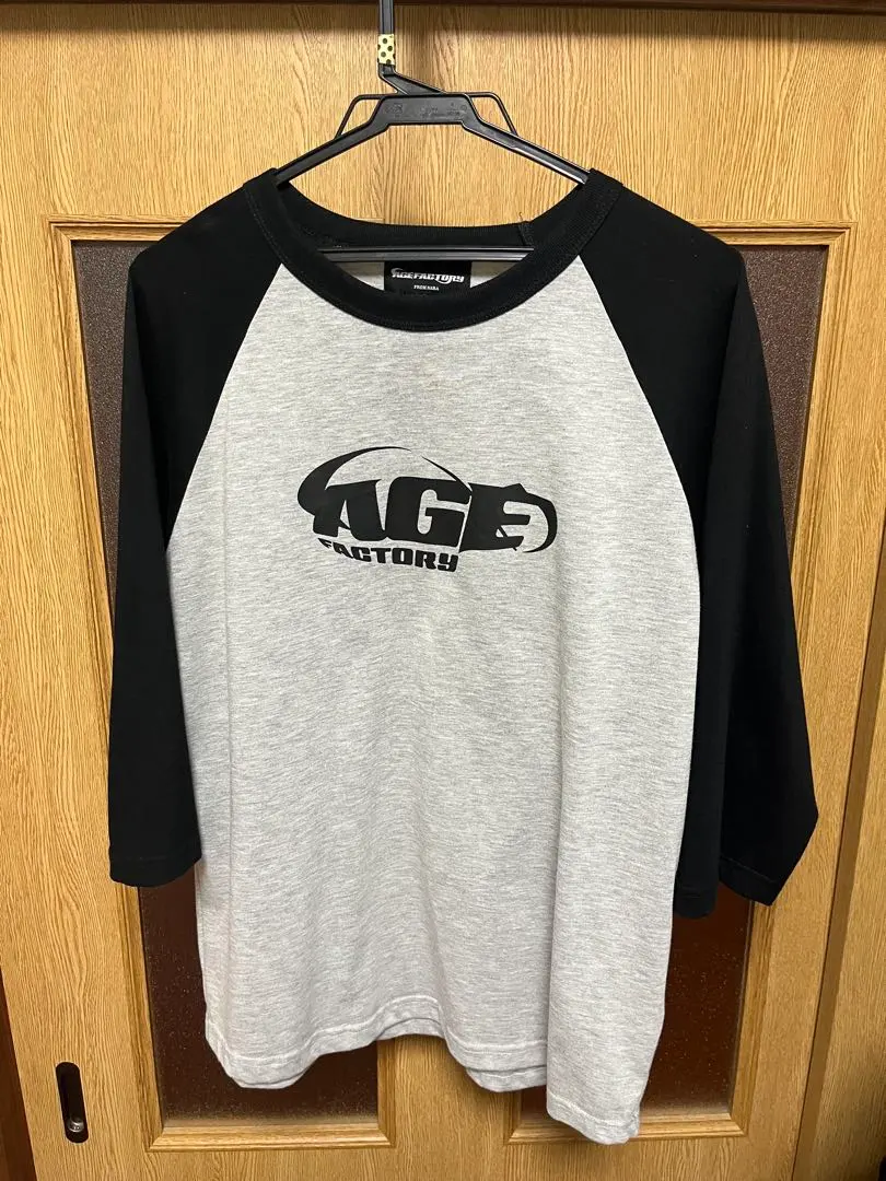 m64881059984_1.jpg?1762936381