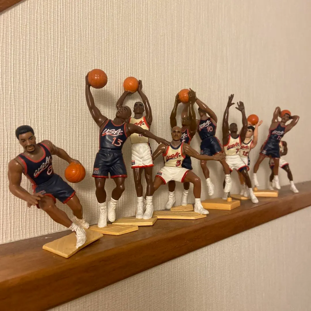 2026年最新】ピッペンフィギュアの人気アイテム - メルカリ