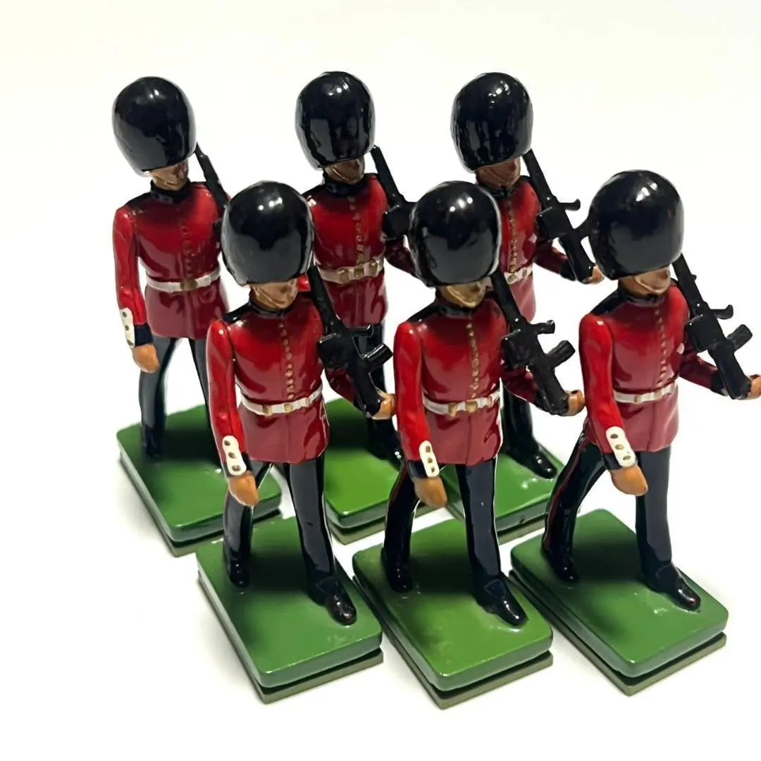 2026年最新】ブリテン社 フィギュアの人気アイテム - メルカリ