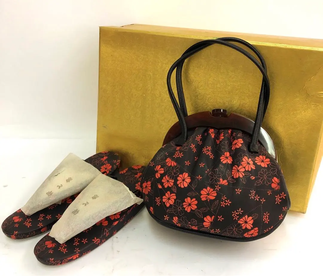 2026年最新】伊と忠 バックの人気アイテム - メルカリ