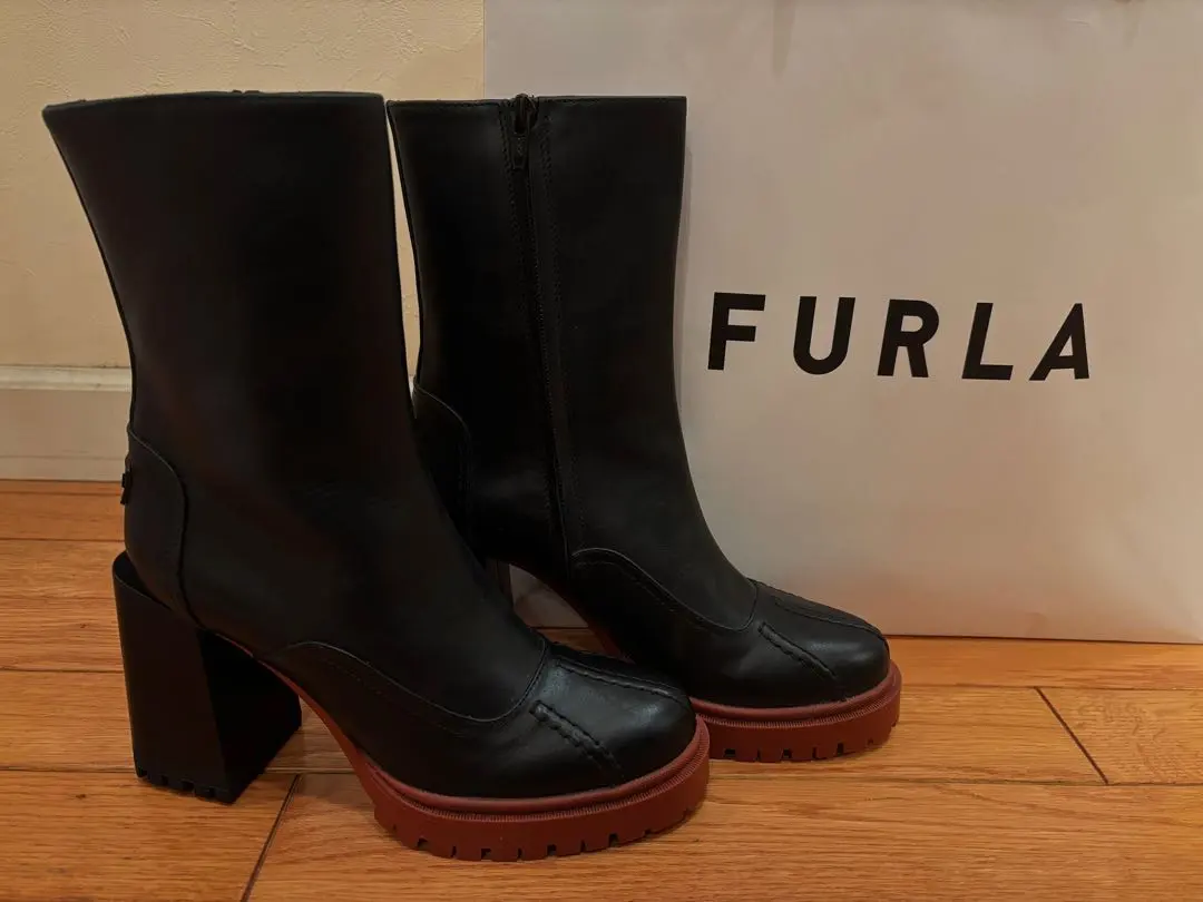 2026年最新】FURLA サイドゴアブーツの人気アイテム - メルカリ