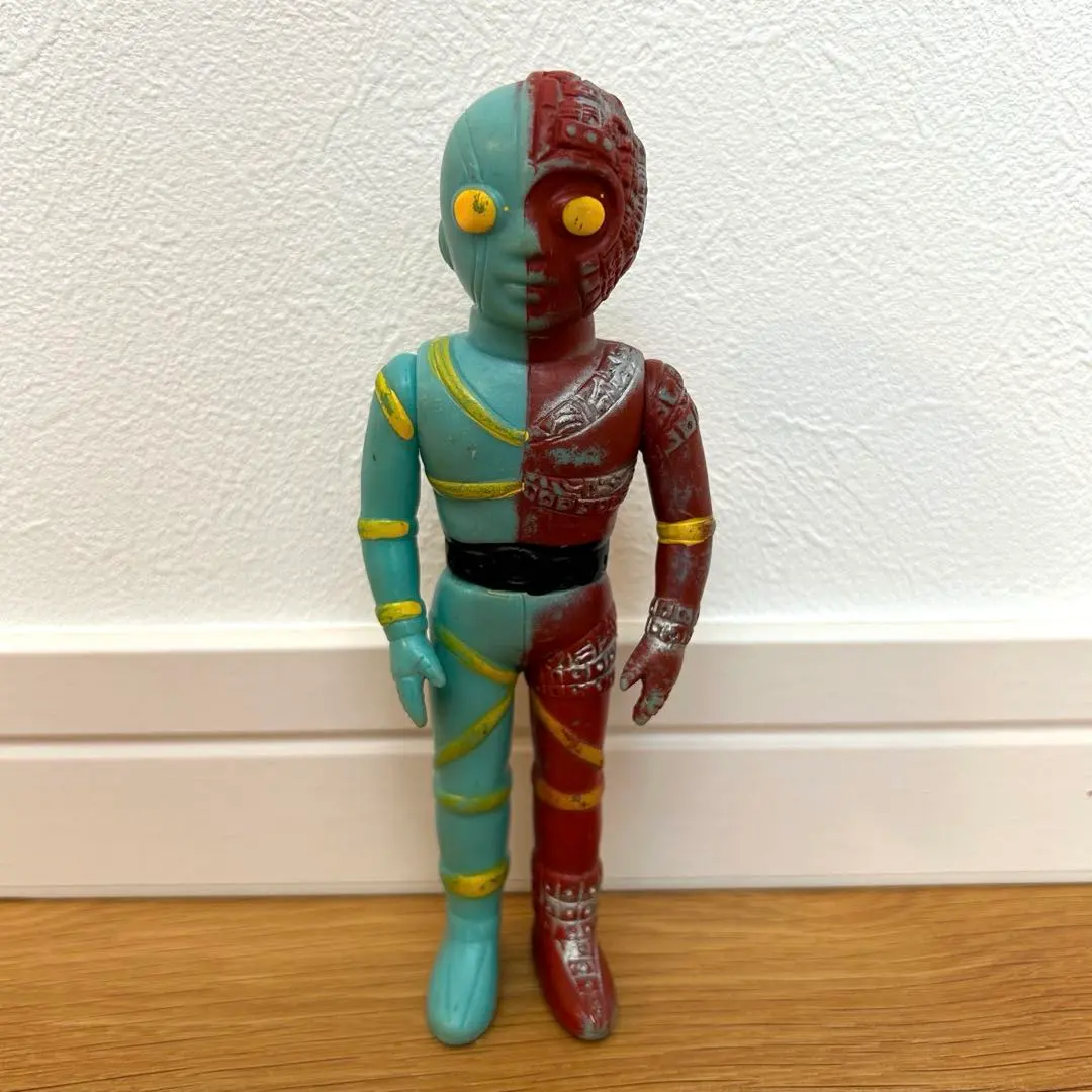 m69357008610_1.jpg?1763305836