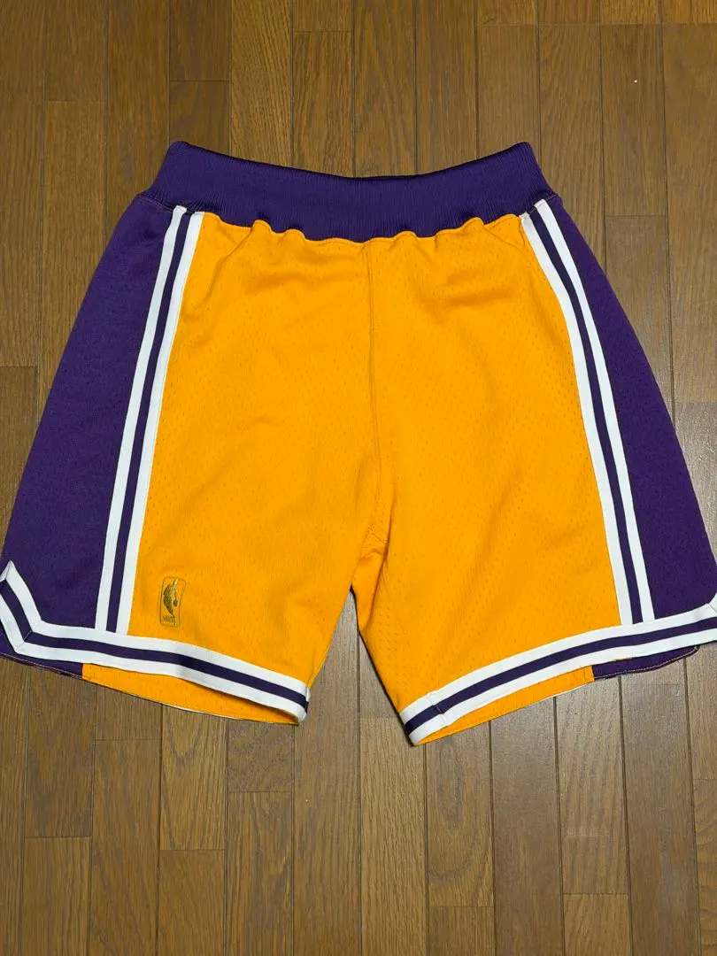 2026年最新】mitchell&ness レイカーズ パンツの人気アイテム - メルカリ