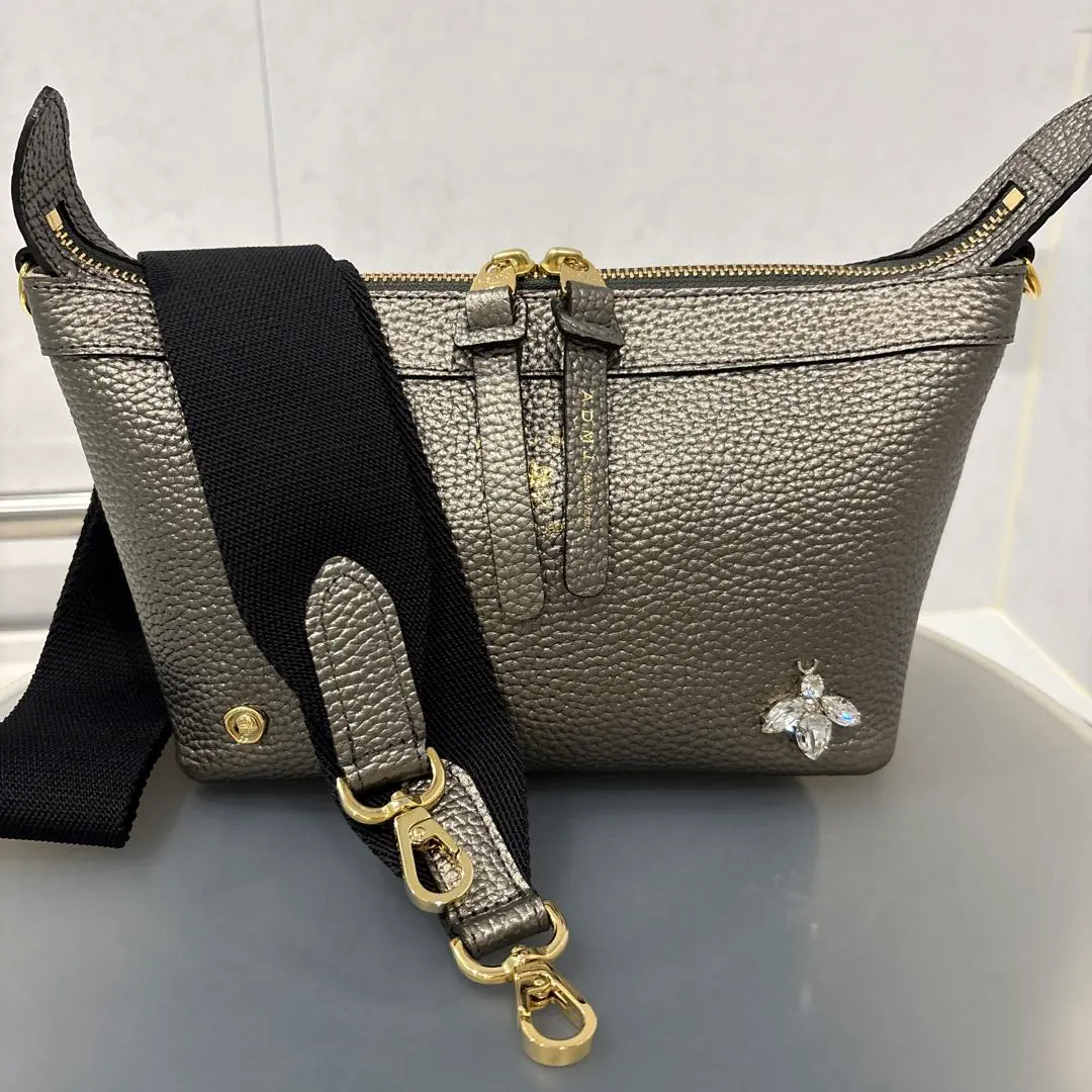 2026年最新】admj クロスボディバッグの人気アイテム - メルカリ