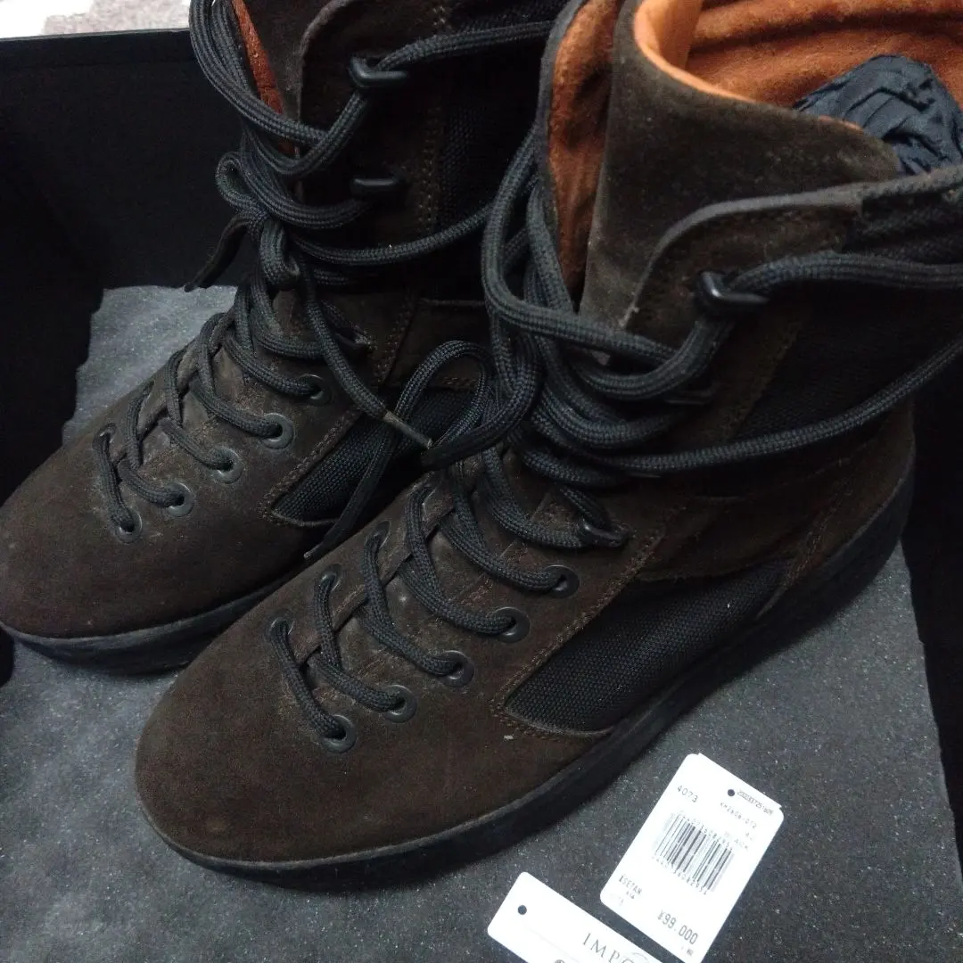 2026年最新】Yeezy MILITARY BOOT SEASON3の人気アイテム - メルカリ