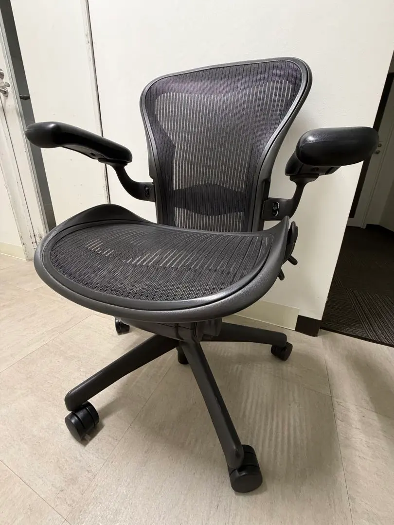 2026年最新】アーロンチェア クラシックの人気アイテム - メルカリ