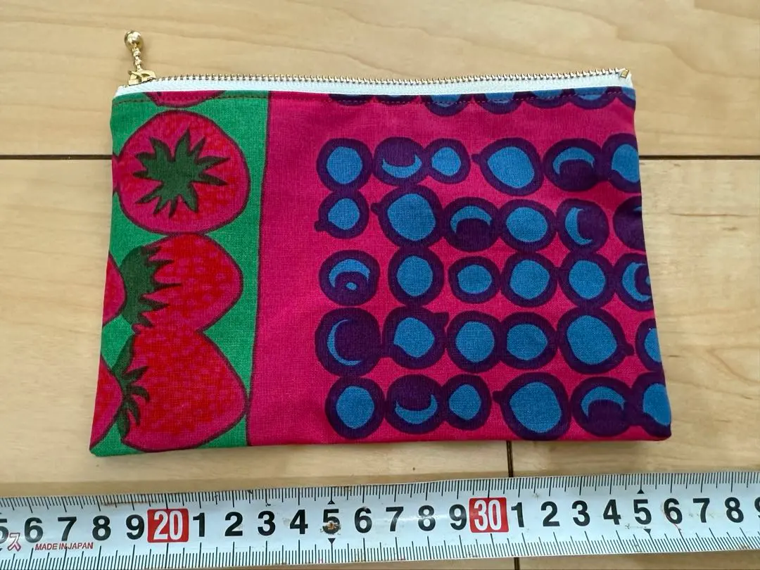 2026年最新】マリメッコムンモランマルヤットの人気アイテム - メルカリ