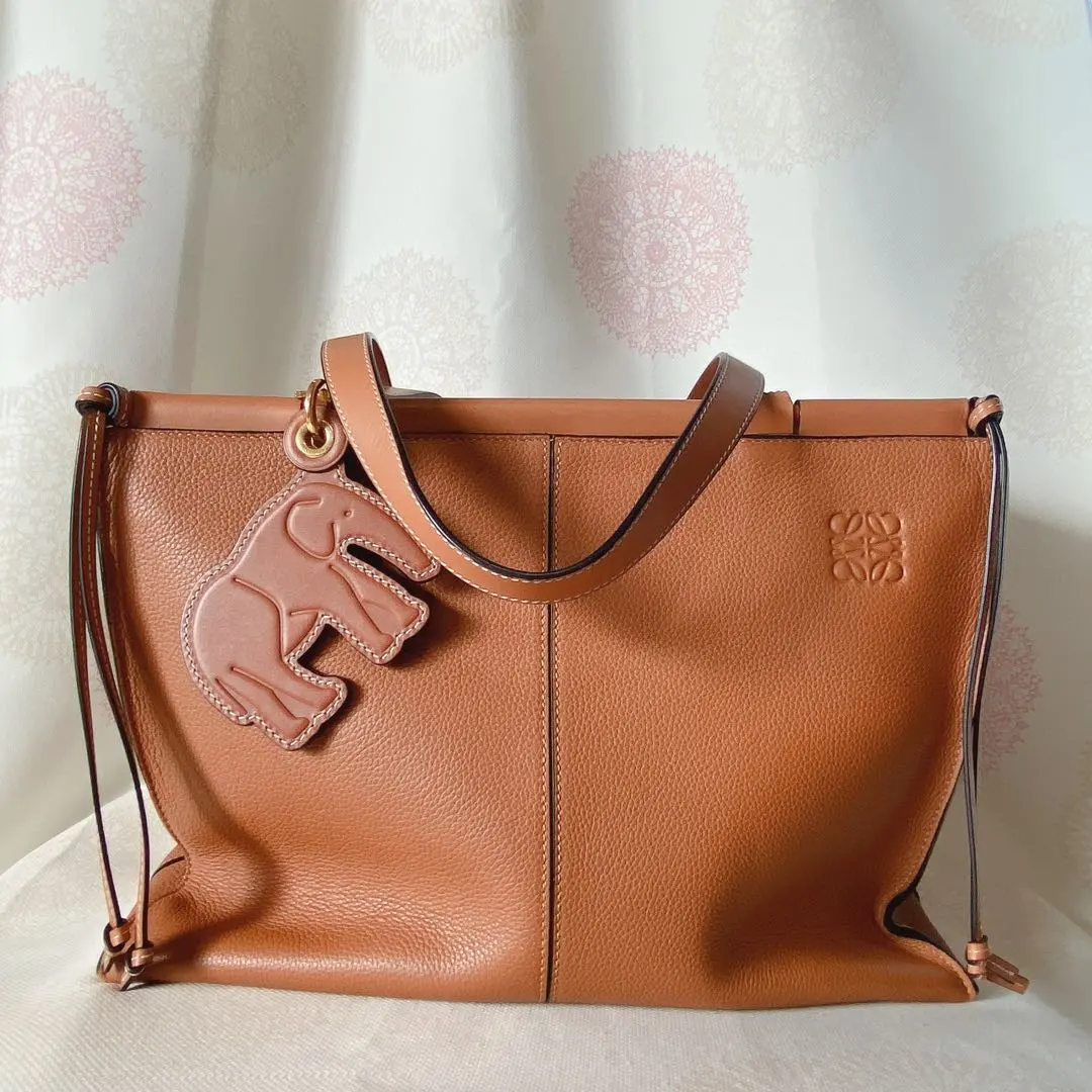 2026年最新】ロエベ ブローチ パールの人気アイテム - メルカリ