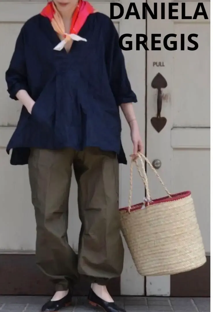 2026年最新】石田ゆり子 ブラウスの人気アイテム - メルカリ