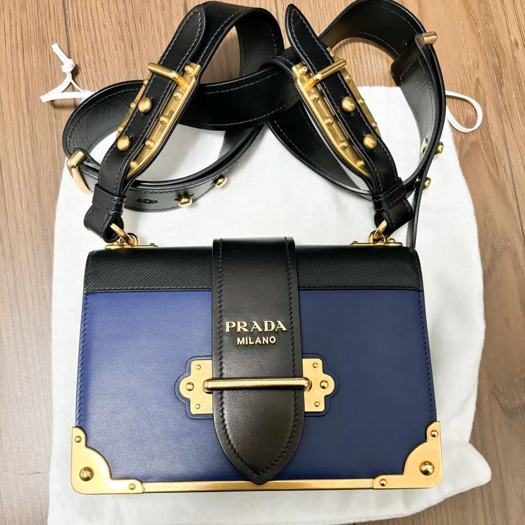 2026年最新】プラダ prada カイエの人気アイテム - メルカリ