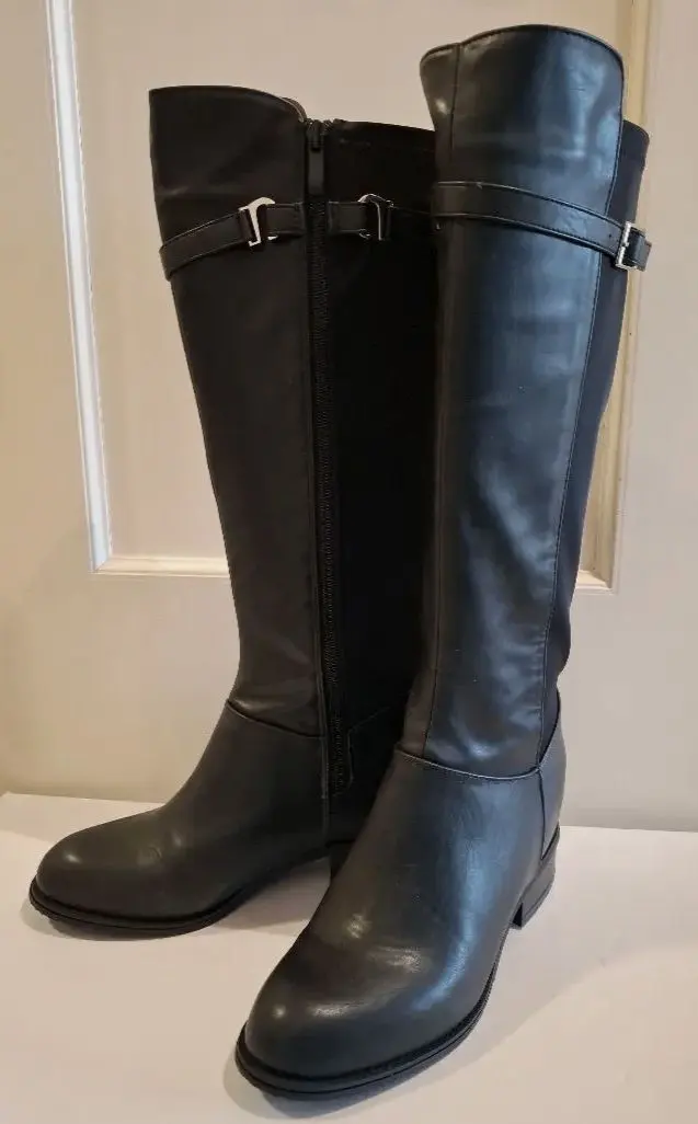 2026年最新】DoCLASSE ロングブーツの人気アイテム - メルカリ