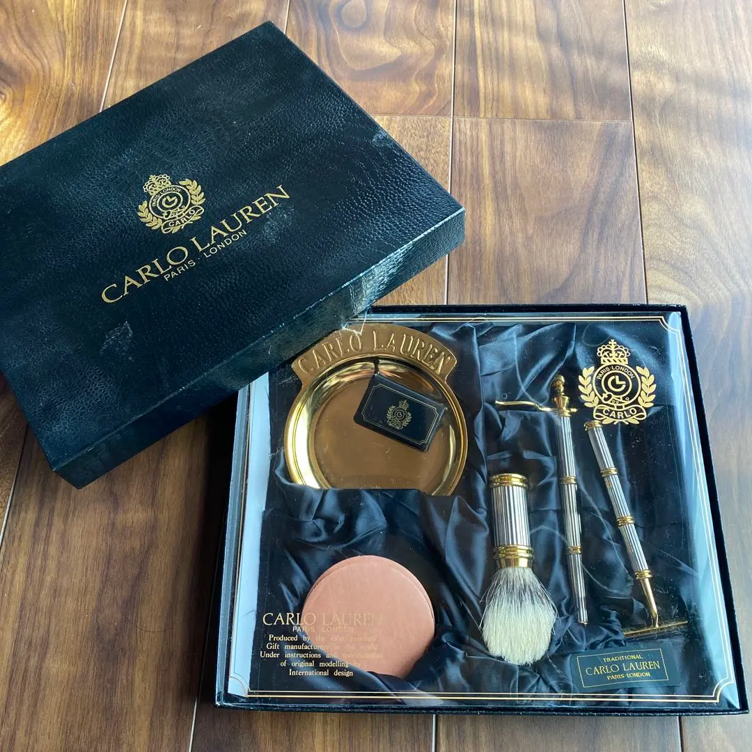 2026年最新】carlolaurenの人気アイテム - メルカリ
