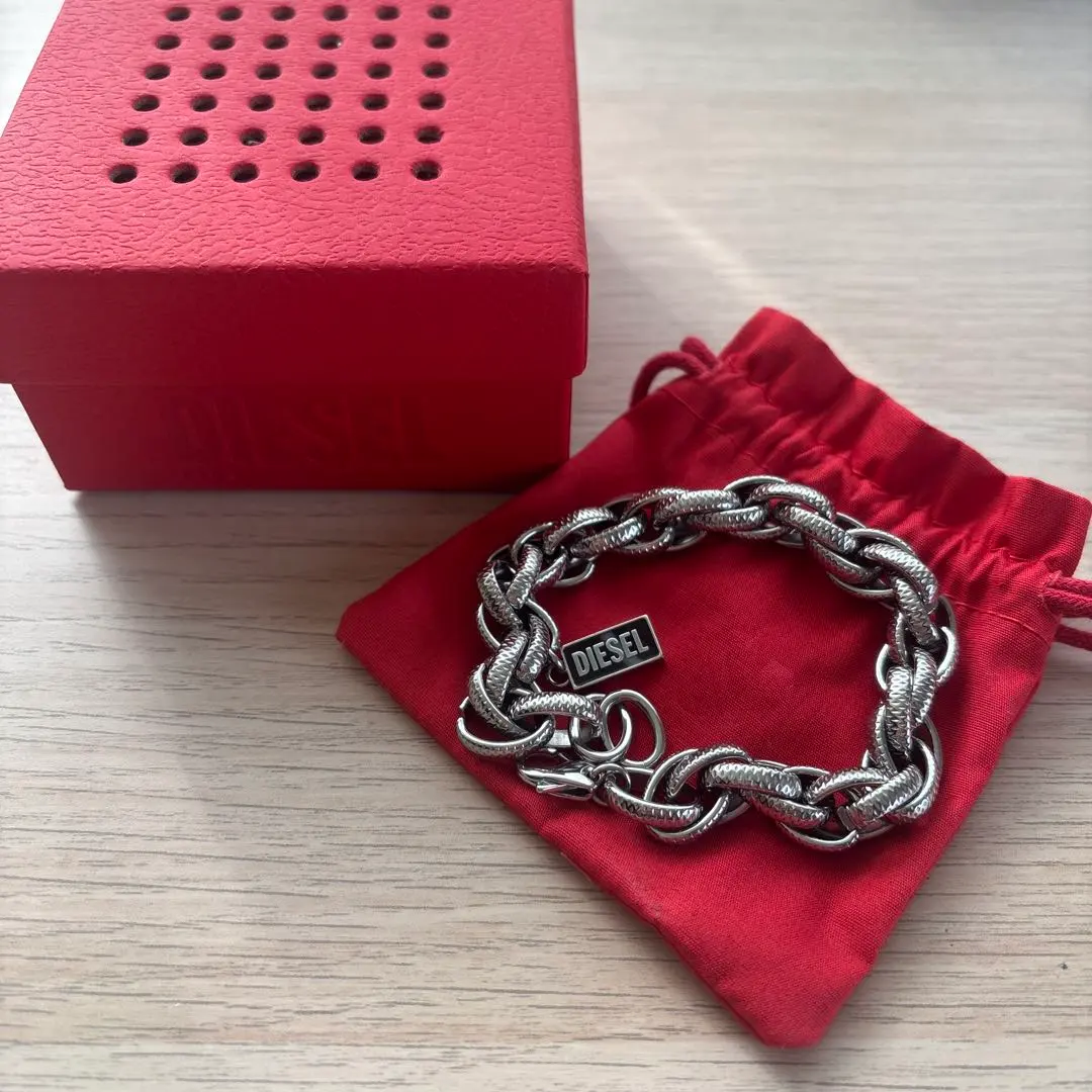 2026年最新】DIESEL 付属品：箱 ブレスレットの人気アイテム - メルカリ