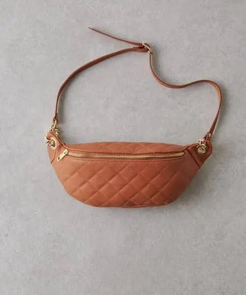 2026年最新】オウレンティ ボディバッグの人気アイテム - メルカリ