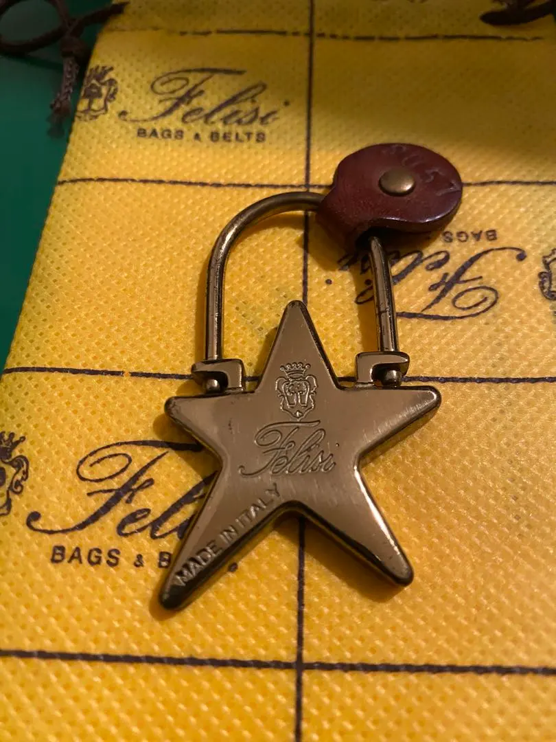 2026年最新】Felisi キーホルダー・キーリングの人気アイテム - メルカリ