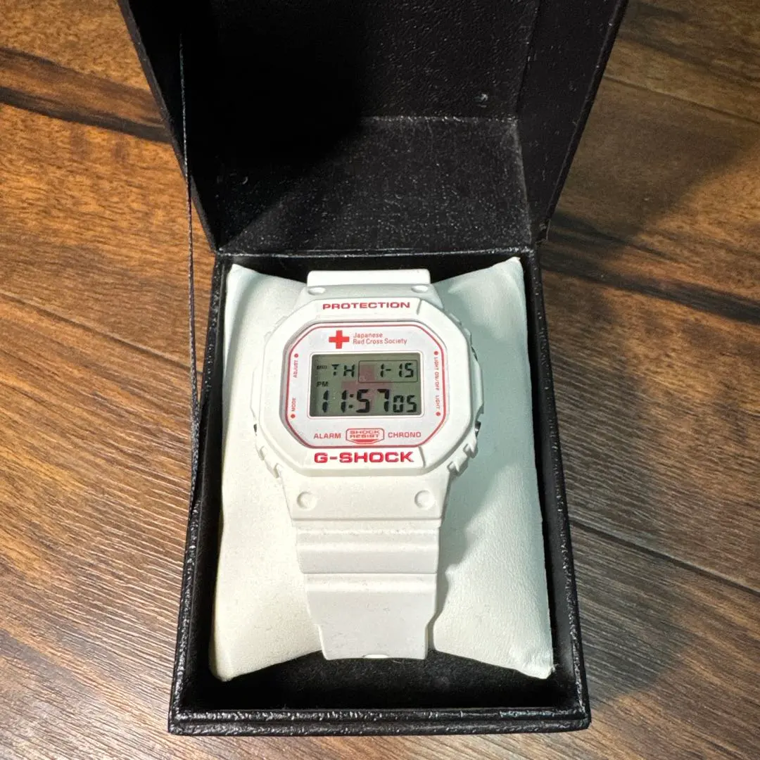 2026年最新】赤十字 g-shockの人気アイテム - メルカリ