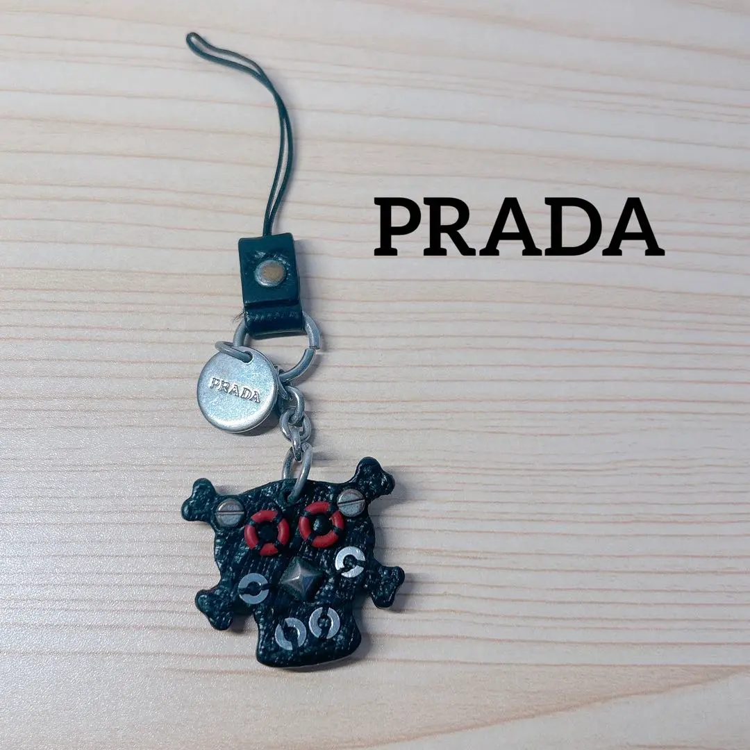 2026年最新】プラダ スカルの人気アイテム - メルカリ