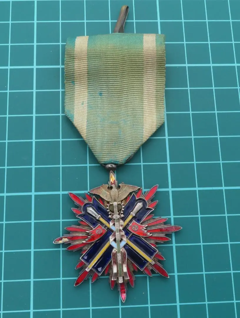 2026年最新】金鵄勲章の人気アイテム - メルカリ