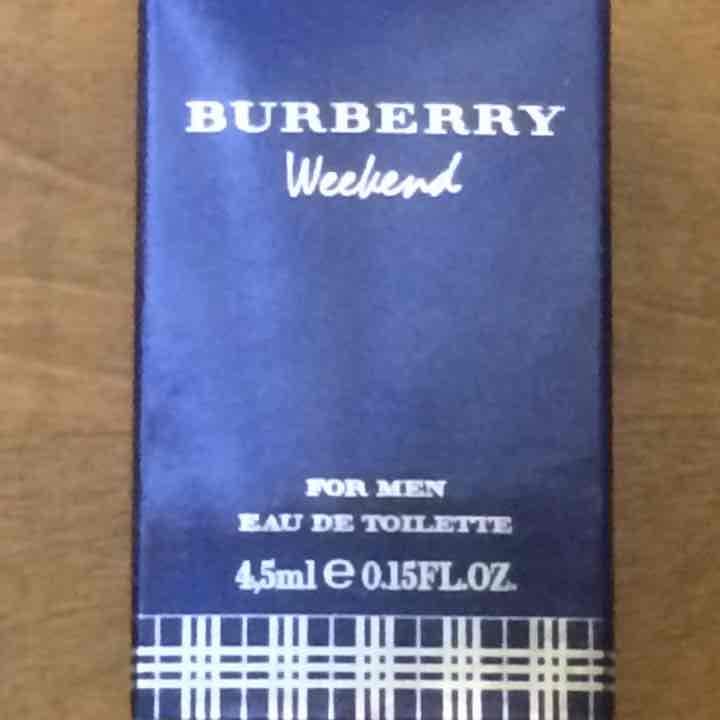 売り切れ☆バーバリー香水☆ BURBERRY（バーバリー） [並行輸入品]バーバリー ウィークエンド
