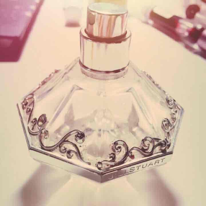 JILLSTUART 香水 org.jpg