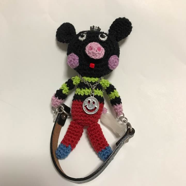 アルベロベロ 携帯ストラップ(ガラ系用) 10％OFF SALE】アルベロベロ(Alberobello)オレボレブラぶたさんビーズ