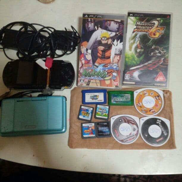 DS、PSP、各充電器、カセット PSP用AC充電器BK ALG-PSPACK | 株式会社アローン