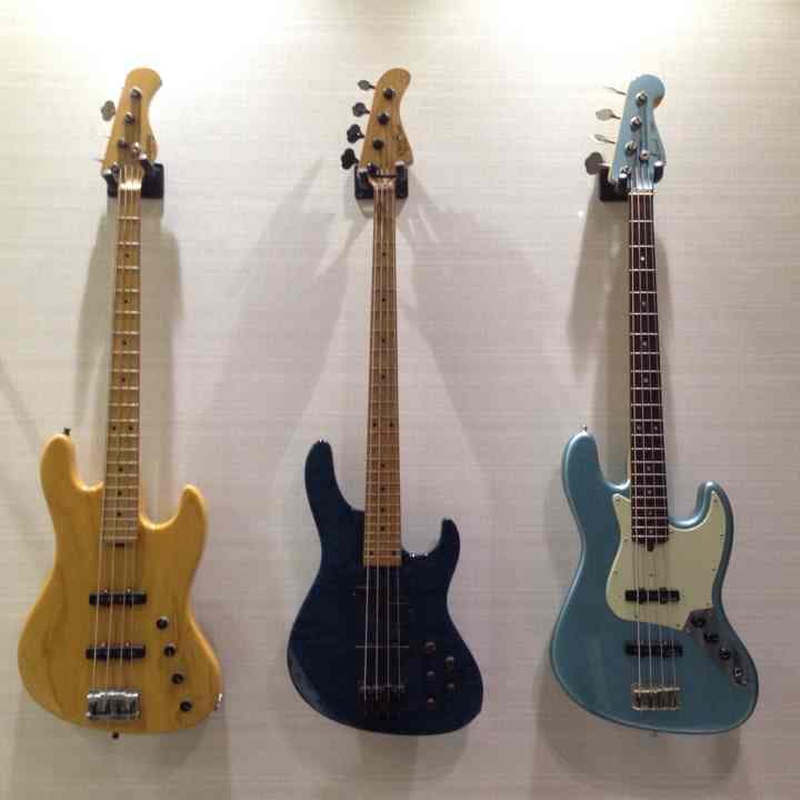 40万Crews Maniac Sound フェンダージャズ ベース クルーズ - メルカリ