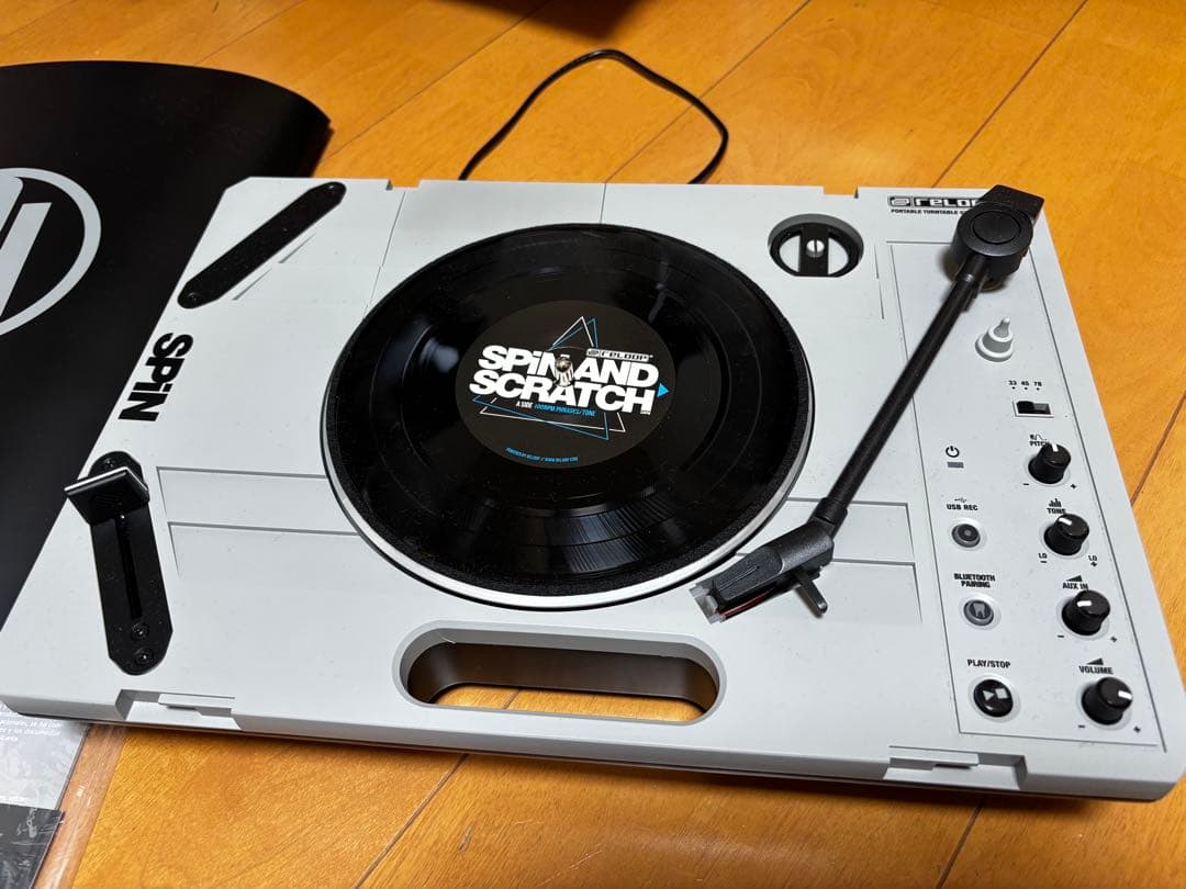 Reloop SPIN ポータブルターンテーブル reloop SPIN 【ポータブルターンテーブルシステム】 ｜イケベ楽器店