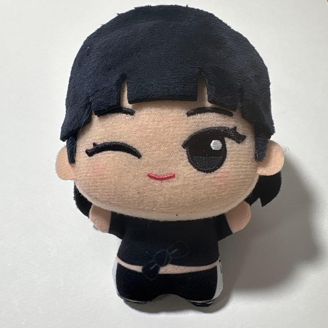 Le Sserafim ルセラフィムチェウォン ぬいぐるみ グッズ キーホルダー