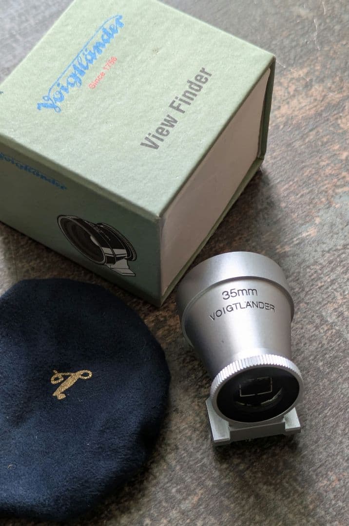 フィルムカメラ Voigtlander 35mm View Finder Voigtlander 35mm Viewfinder (Black) | Blue Moon Camera