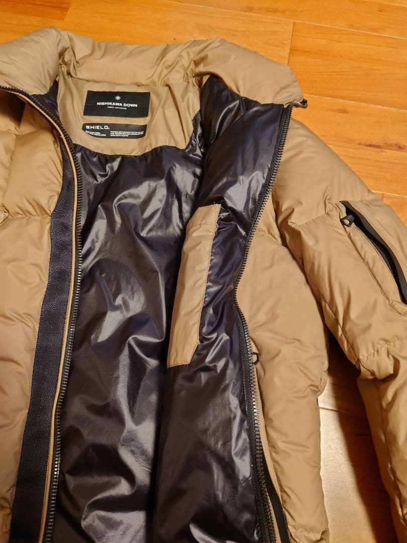 西川ダウン【SHIELD】A1 ALPHA NANO universe M - メルカリ