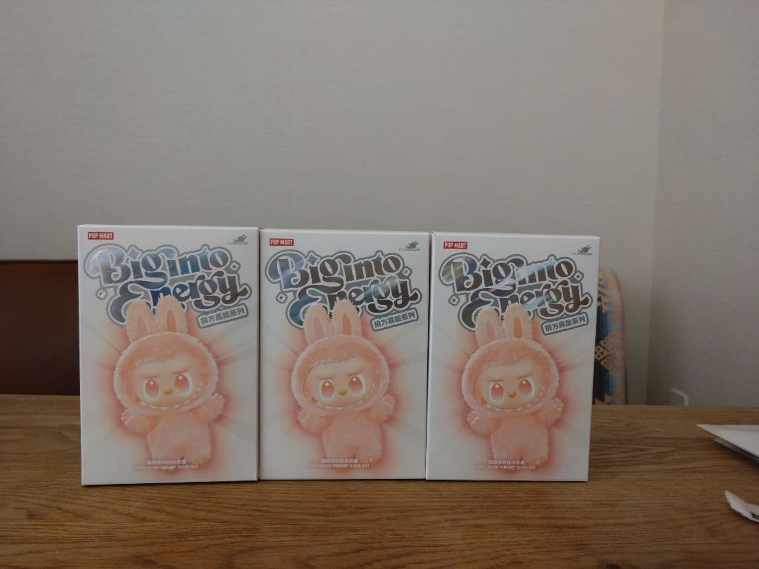 ハ*ス様 Labubu Big into Energy 正規品　バラ購入3つ AUTHENTIC Labubu V3 The Monsters Big into Energy Series Vinyl