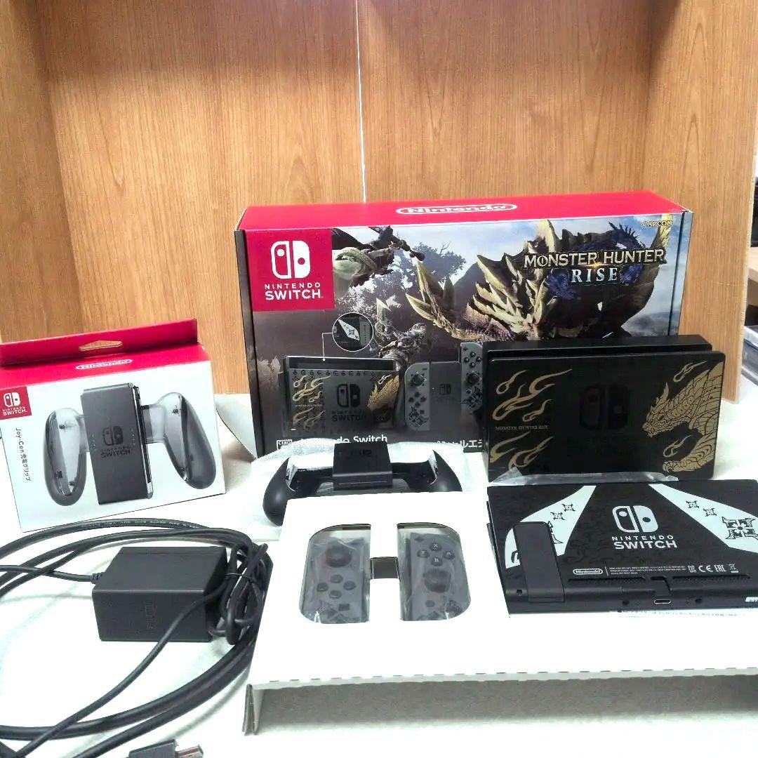 d*9様 Nintendo Switch 本体 モンスターハンターライズ＋充電グ 0_l.jpg