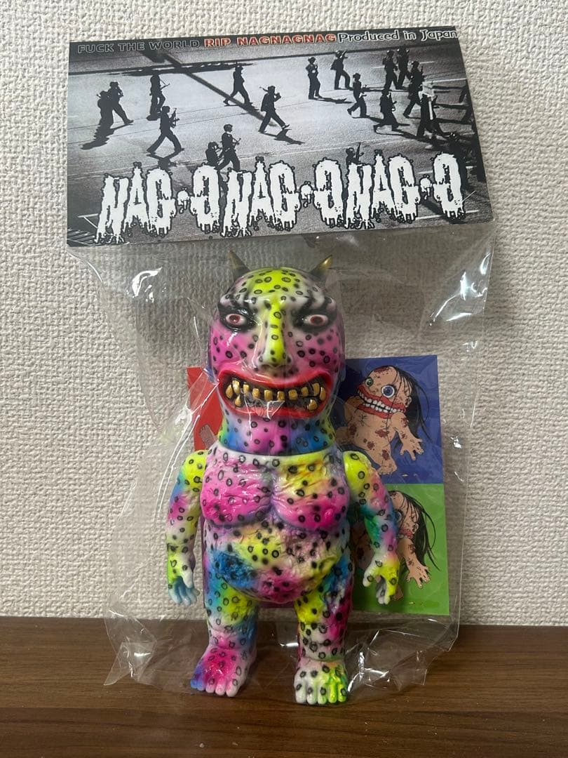 Nagnagnag 暴力原人 izumonster - メルカリ