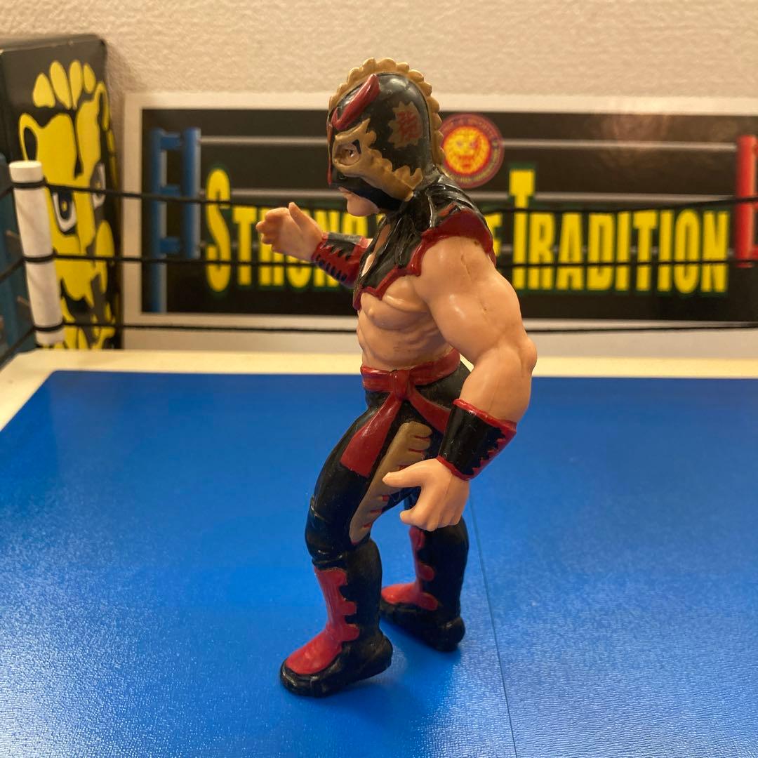 ウルティモ・ドラゴン　CMLL フィギュア