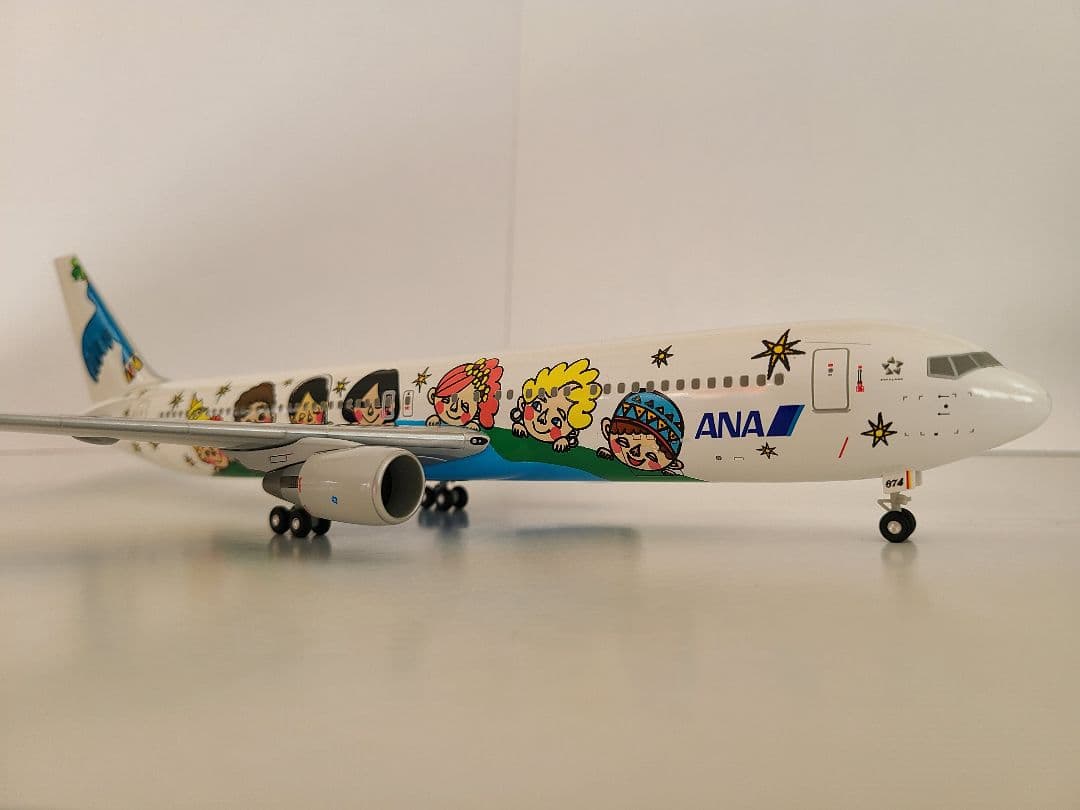 専用品/ ANA 全日空 特別塗装 ゆめジェットJA8674 1/200 - メルカリ