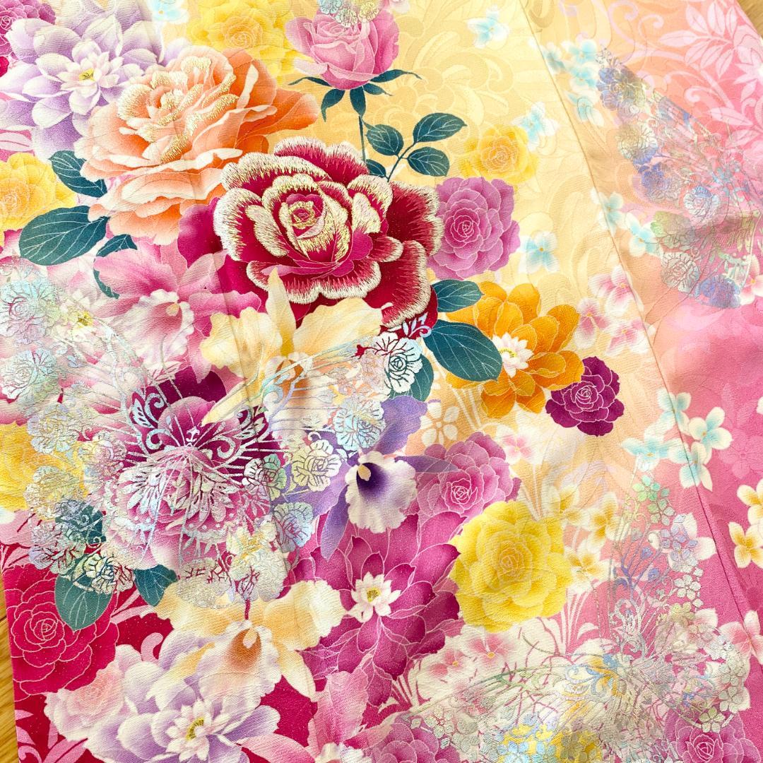 akmx187 正絹 振袖 銀通し イエロー パールトーン加工 9号 花柄