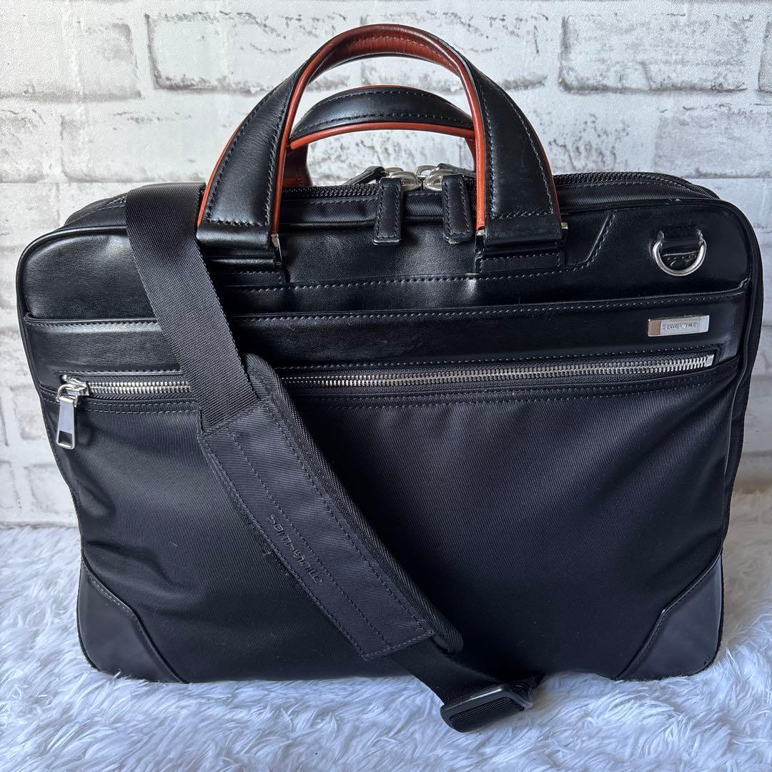 サムソナイト　ビジネスバッグ「エピッド 3」シリーズのブリーフケースEXP Amazon.co.jp: [サムソナイト] ブリーフケース EXP エピッド 3 フル