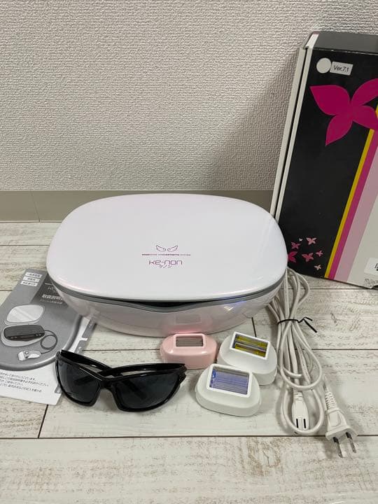 ケノン　脱毛器　version7.1 パールホワイト エムテック / 家庭用脱毛器 ケノン（ke-non） パールホワイトの公式