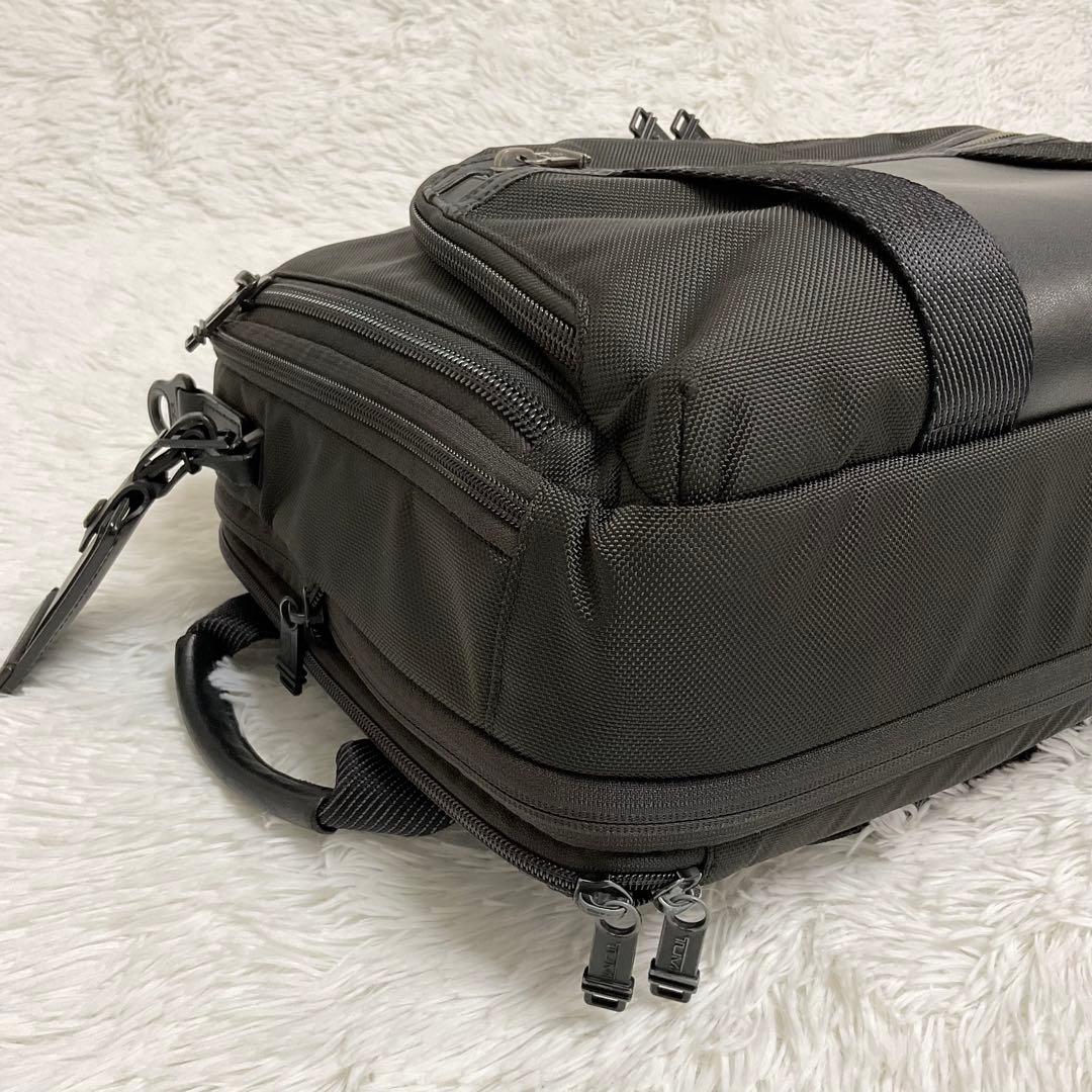 TUMI トゥミ Alpha Bravo マレー スリーウェイ・ブリーフ 訳有 - メルカリ