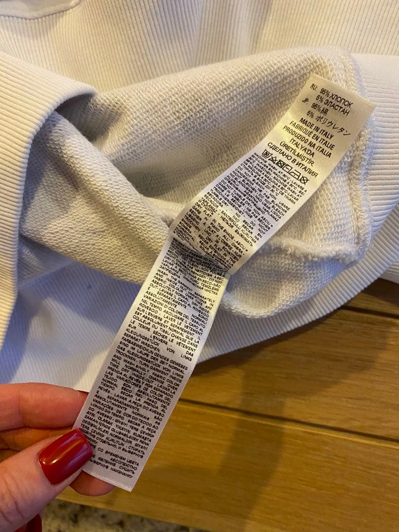 美品MM6スウェット川口春奈 - メルカリ