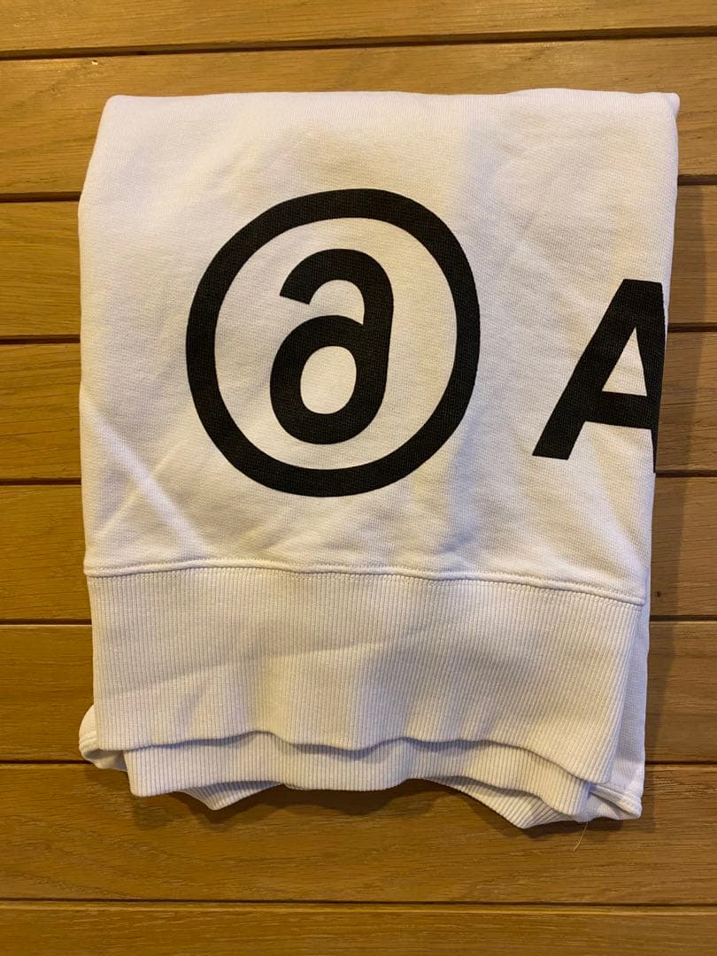 美品MM6スウェット川口春奈 - メルカリ