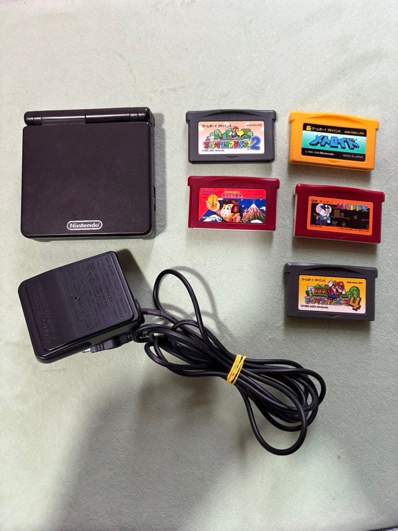 ゲームボーイアドバンスSP　本体　ソフト　セット 任天堂（Nintendo） GBASP ゲームボーイアドバンスSP 本体 すぐ遊べる