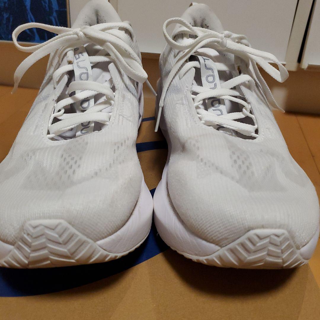 asics NOVABLAST 5 ホワイト/ピードモントグレー 27.5cm