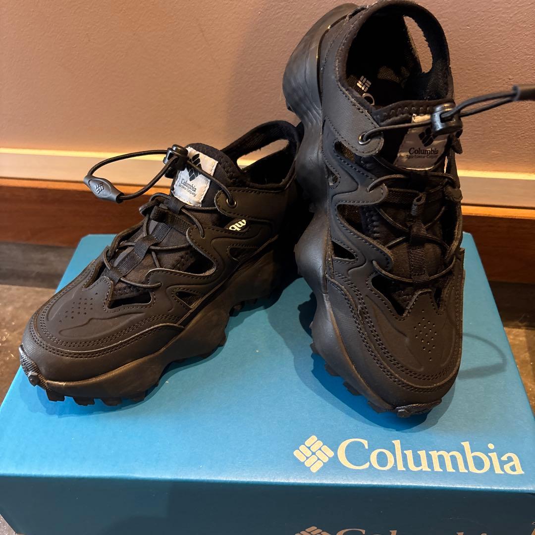 Columbia スポーツサンダル 24ブラック13970（税込）スニーカー コロンビア Columbia スニーカーサンダル（スライブ リバイブ