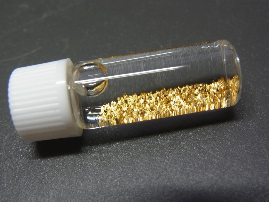 浜砂金 たくさん　北海道苫前郡初山別村 初山別海岸 浜砂金 たくさん北海道苫前郡初山別村 初山別海岸