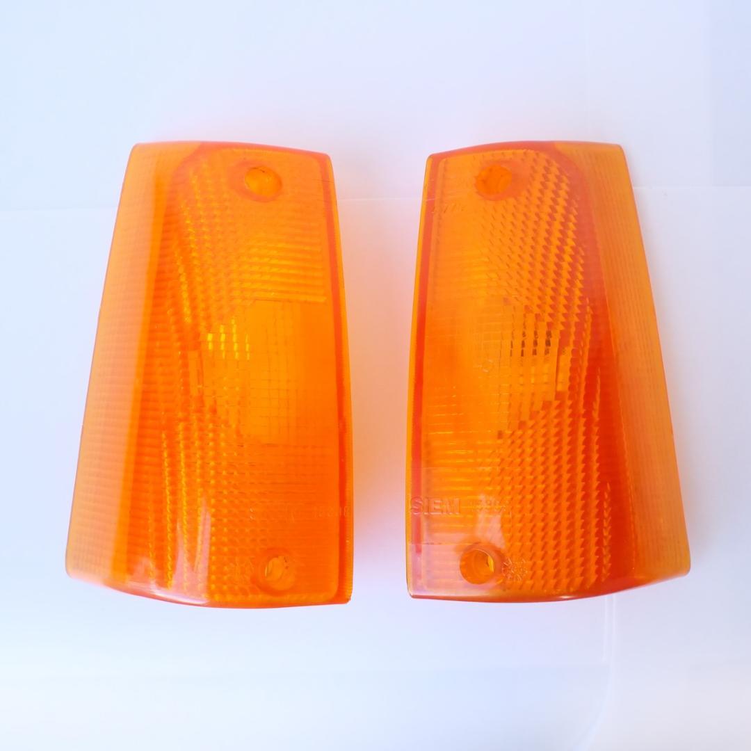 フィアットパンダ　141　純正　ウインカー　左右セット　J84 FIAT パンダ 141系用/純正 フロントウィンカーレンズ 左側 ホワイト