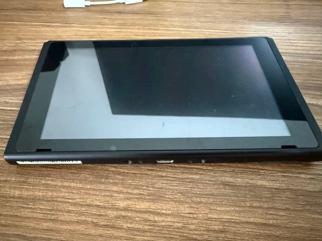 任天堂スイッチ 動作確認済み 傷あり ニンテンドースイッチ 有機ELモデル 動作確認済み 画面傷あり Nintendo