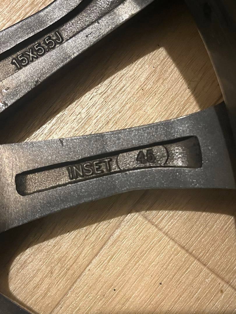 送料込！美品！アルミホイール15インチ4H100 5.5J+45 ガンメタ4枚