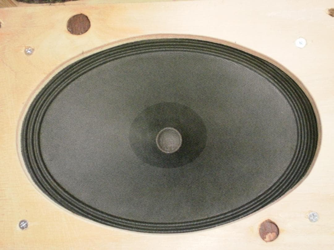 isophon P1826楕円ユニット使用 自作木製ブックシェルフスピーカー